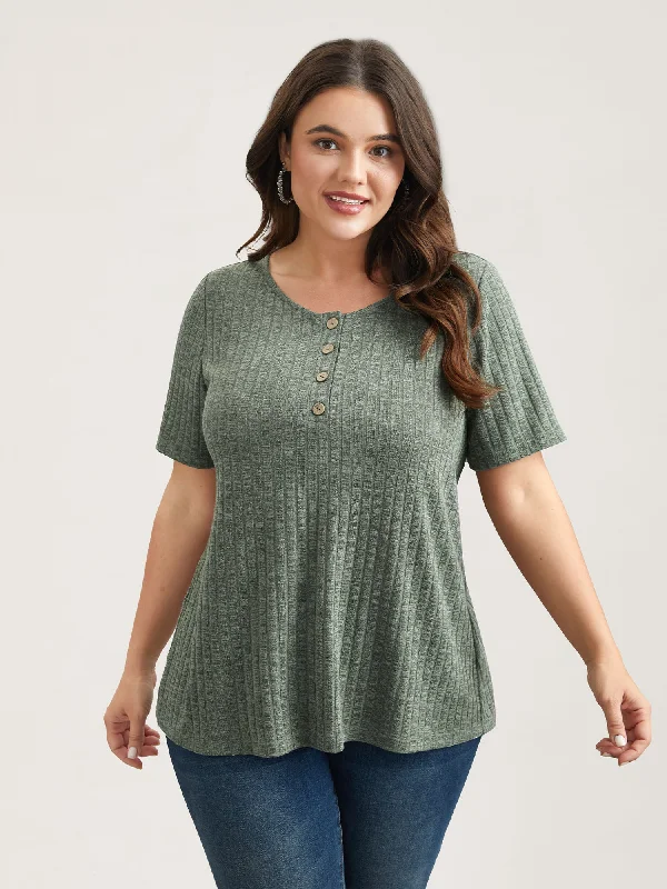 Stretchy Textured Button Half Sleeve T-Shirt