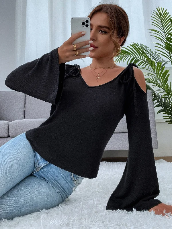 Elegant Plain Cut Out Long Sleeve Cold Shoulder Regular Women T-Shirt