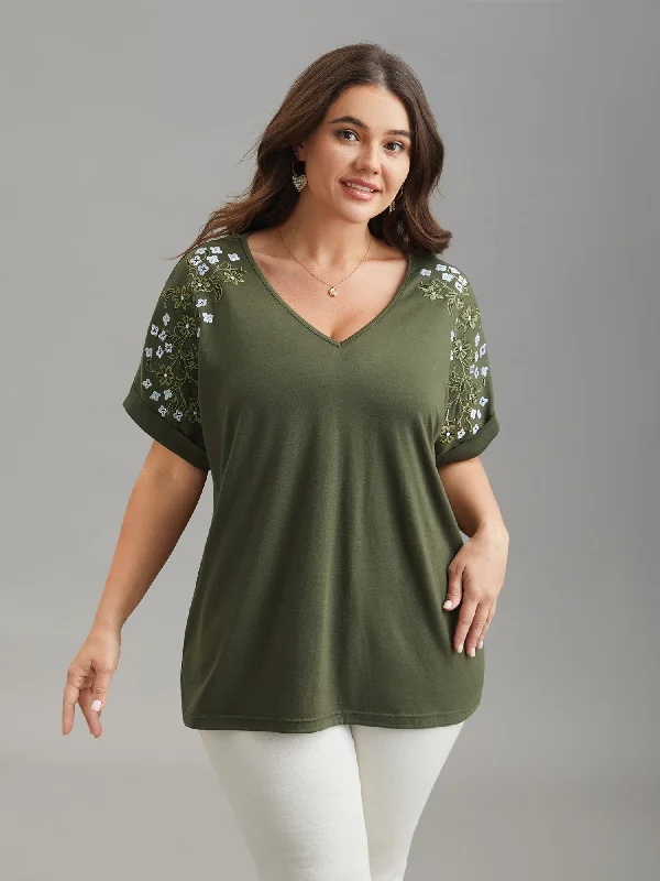 Stretchy Embroidered Drop Shoulder T-Shirt