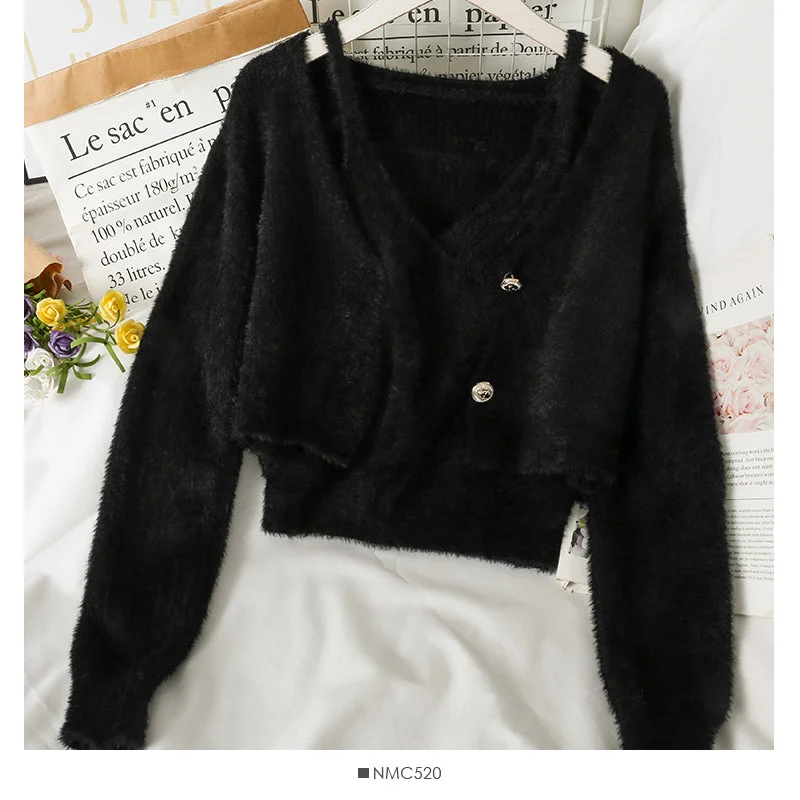 Plush short sweater with slim suspender vest inside  1749